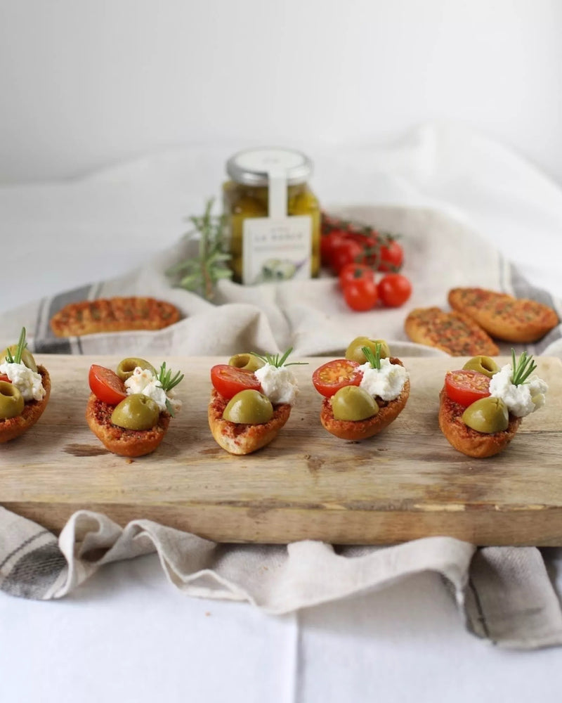 Entkernte Gordal - Oliven mit geräuchertem Olivenöl und feinen Kräutern 130g - selectedbyjule - Olivenöl