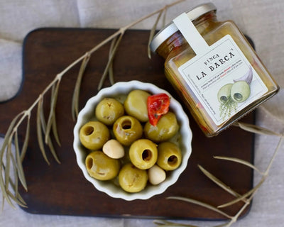 Entkernte Gordal - Oliven mit geräuchertem Olivenöl und feinen Kräutern 130g - selectedbyjule - Olivenöl