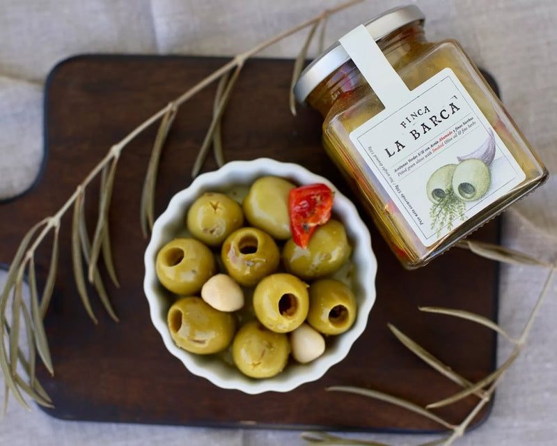 Entkernte Gordal - Oliven mit geräuchertem Olivenöl und feinen Kräutern 130g - selectedbyjule - Olivenöl