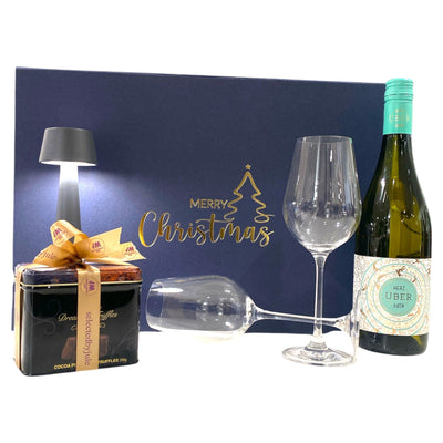 Merry Christmas Geschenkbox - " AMBS Herz über Kopf Weißwein trifft schwedische Trüffel und Sompex Mono" - selectedbyjule - Geschenke