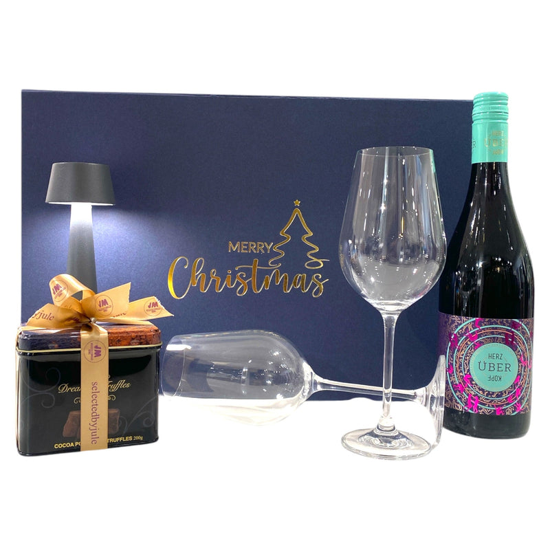 Merry Christmas Geschenkbox - „Herz über Kopf Rotwein trifft schwedische Trüffel mit Sompex Mono“ - selectedbyjule - Geschenke