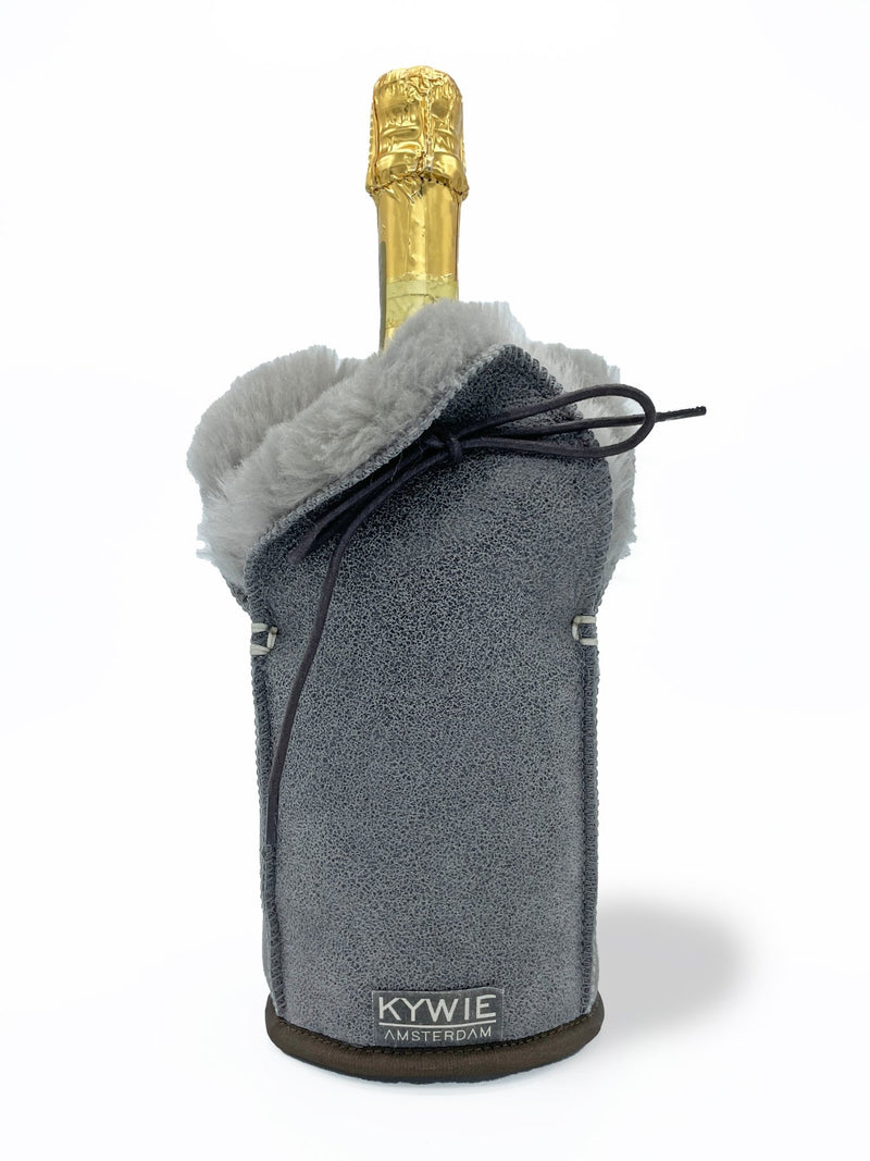 KYWIE Champagnerkühler Original in Wildleder in bordeaux, schwarz und orange - selectedbyjule - Flaschenkühler